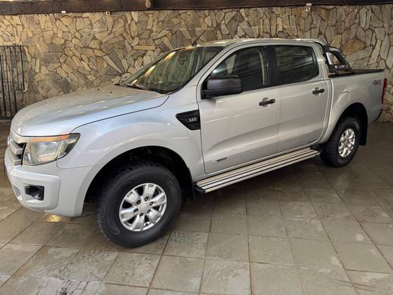 FORD RANGER 3.2 XLS 4X4 CD 20V DIESEL 4P MANUAL